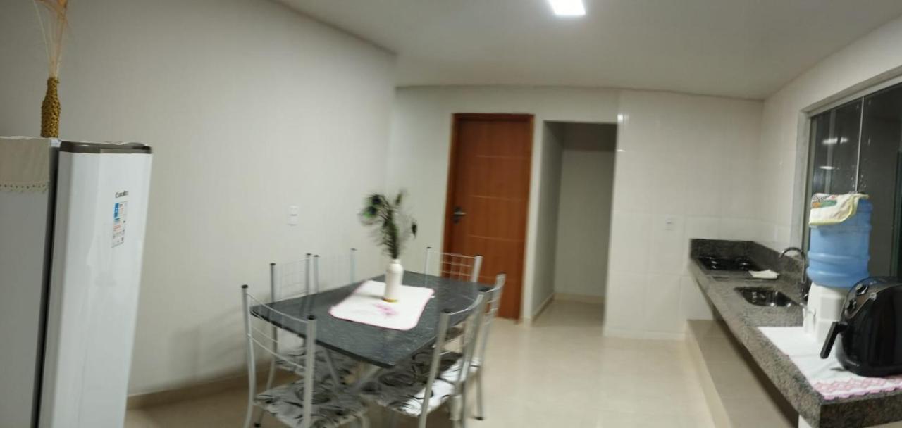Residencial Casa Grande - Apto 03 ซานตาครูซ กาบราเลีย ภายนอก รูปภาพ